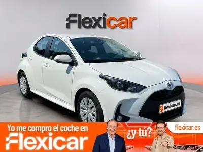 Usado Toyota Yaris Edition 125 CV (91 kW) 2023 Blanco Utilitario