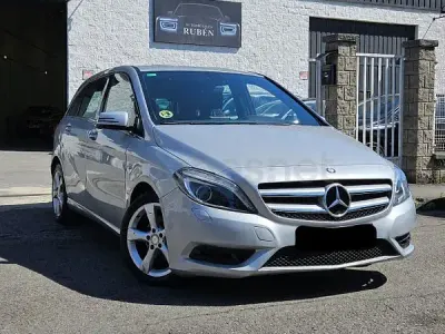 Usado Mercedes B180