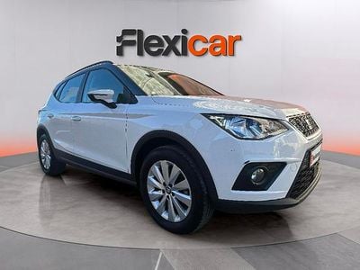 Usado Seat Arona Style 110 CV (80 kW) 2021 Blanco SUV