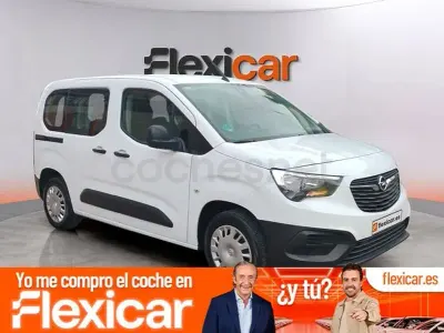 Usado Opel Combo Life Edition+ 102 CV (75 kW) 2022 Blanco Monovolumen