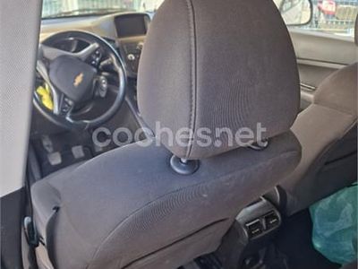Usado Chevrolet Orlando LT 141 CV (103 kW) 2014 Gris / plata Monovolumen