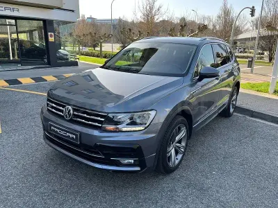 Usado VW Tiguan Advance 150 CV (110 kW) 2020 Gris / plata SUV