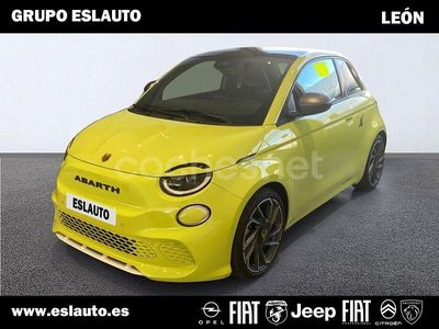 Usado Abarth 500e Turismo 114 kW (155 CV) 2024 Verde (verde acido) Utilitario