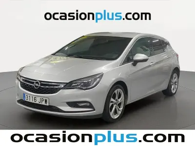 Usado Opel Astra Dynamic 110 CV (80 kW) 2016 Gris plata Utilitario