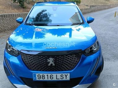 Usado Peugeot 2008 Allure 130 CV (95 kW) 2021 Azul SUV