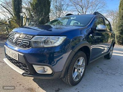 Usado Dacia Sandero Comfort 90 CV (66 kW) 2018 Azul Berlina