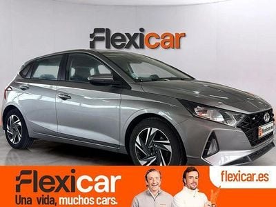 Usado Hyundai i20 100 CV (73 kW) 2021 Gris Utilitario