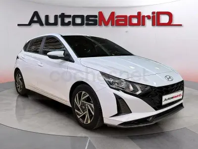 Usado Hyundai i20 100 CV (73 kW) 2024 Blanco Utilitario