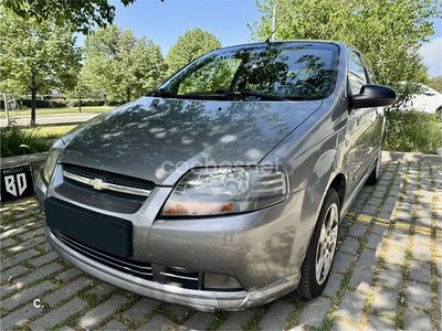 Usado Chevrolet Kalos SE 72 CV (52 kW) 2007 Gris / plata Berlina