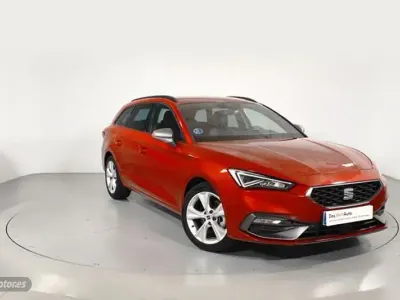 Usado Seat Leon FR 150 CV (110 kW) 2024 Rojo Berlina
