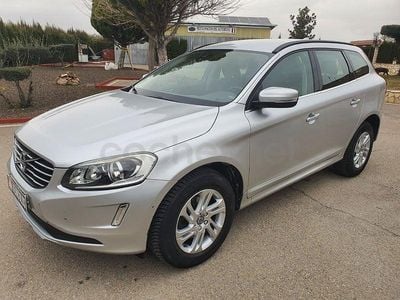 Usado Volvo XC60 Momentum 190 CV (139 kW) 2017 Gris / plata SUV