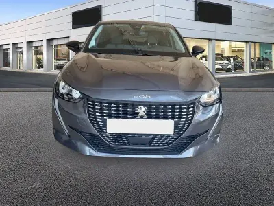 Usado Peugeot 208 Allure 100 CV (73 kW) 2023 Gris / plata Utilitario