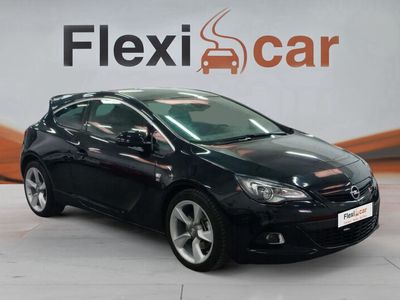 usado Opel Astra GTC Turbo SS Sportive 3p Gasolina en Flexicar Cáceres