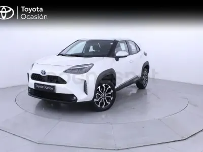 Usado Toyota Yaris Cross Active 116 CV (85 kW) 2022 Blanco SUV