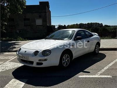 Usado Toyota Celica 115 CV (84 kW) 1998 Blanco Coupe