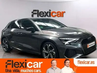Usado Audi A3 Sportback 116 CV (85 kW) 2022 Gris Utilitario