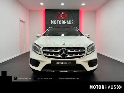 Usado Mercedes GLA200 136 CV (100 kW) 2018 Gris / plata SUV