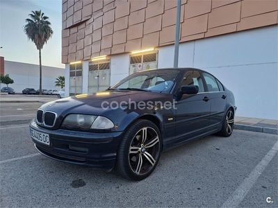 Usado BMW 318 113 CV (83 kW) 1998 Azul Berlina
