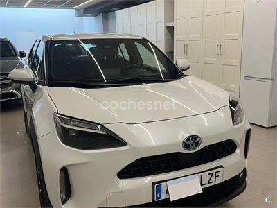Usado Toyota Yaris Cross Active 116 CV (85 kW) 2022 Blanco SUV