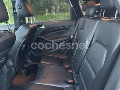 Mercedes B200