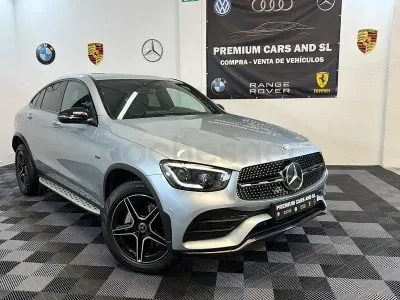 Usado Mercedes GLC300e 306 CV (225 kW) 2021 Gris / plata SUV