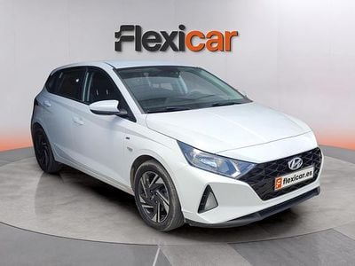 Usado Hyundai i20 101 CV (74 kW) 2022 Blanco Utilitario