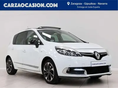 Usado Renault Scenic E-Tech Bose Edition 110 CV (80 kW) 2015 Blanco Familiar