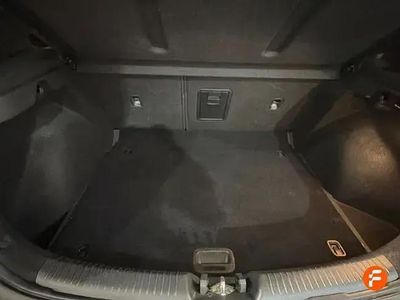 Usado Hyundai i30 N Line 120 HP (88 kW) 2023 Cinzento