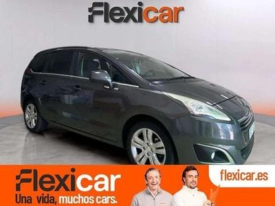 Usado Peugeot 5008 Access 120 CV (88 kW) 2015 Gris Monovolumen