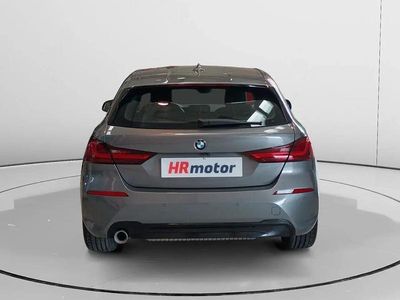 Begagnad BMW 118 Comfort Edition 136 HK (100 kW) 2023 Grå Halvkombi