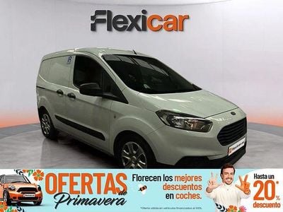 Usado Ford Tourneo Courier Trend 100 CV (73 kW) 2020 Blanco Monovolumen