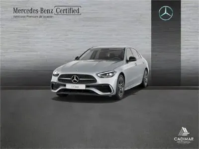 Usado Mercedes C300e 313 CV (230 kW) 2024 Plata hightech