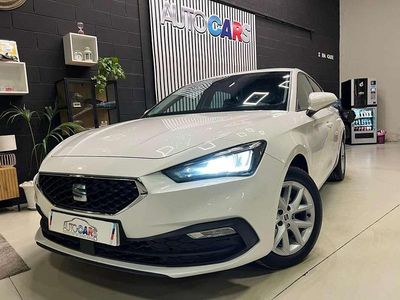 Usado Seat Leon ST Style 116 CV (85 kW) 2021 Blanco Familiar