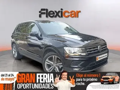 Käytetty VW Tiguan Edition 125 HP (91 kW) 2018 Musta Katumaasturi