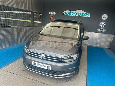 Usado VW Touran Advance 115 CV (84 kW) 2020 Gris / plata Monovolumen