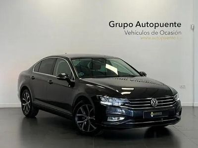 Begagnad VW Passat Executive 150 HK (110 kW) 2021 Svart Sedan