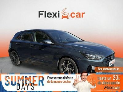 Usado Hyundai i30 120 CV (88 kW) 2022 Gris Utilitario