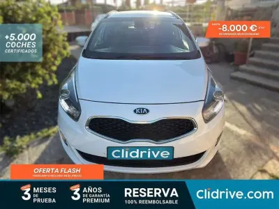 Usado Kia Carens 116 CV (85 kW) 2013 Blanco Monovolumen
