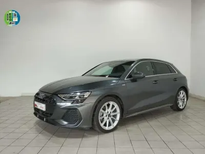 Usado Audi A3 Sportback S-Line 150 CV (110 kW) 2025 Gris Utilitario