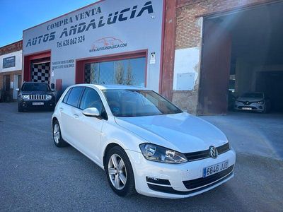 Używany VW Golf VII Business 110 KM (80 kW) 2015 Biały Sedan/Limuzyna
