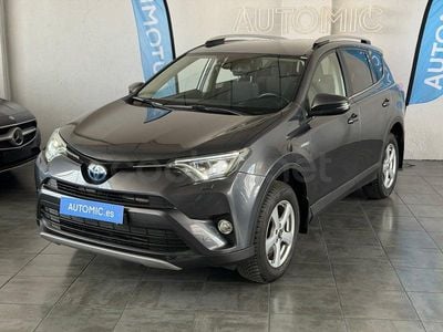 Usado Toyota RAV4 Hybrid Executive 197 CV (144 kW) 2017 Gris / plata SUV