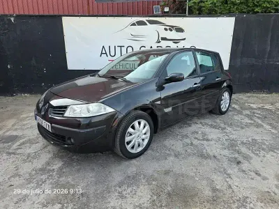 Usado Renault Mégane II Dynamique 130 CV (95 kW) 2007 Negro Berlina