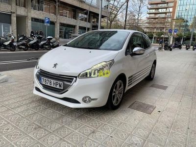 usado Peugeot 208 3p Allure 1.6 e-HDi 92