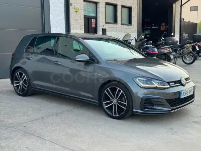 Usado VW Golf VII GTD 184 CV (135 kW) 2019 Gris / plata Berlina