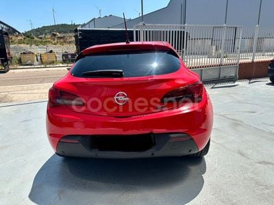 Opel Astra GTC