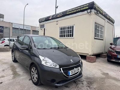 Gris / plata Usado 2012 Peugeot 208 Active Utilitario | 4999 € (Precio justo)