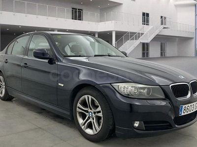 Usado BMW 320 177 CV (130 kW) 2009 Azul Berlina
