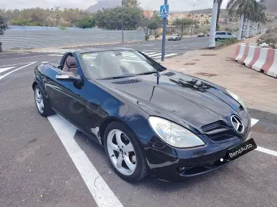 Usado Mercedes SLK280 231 CV (169 kW) 2006 Negro Descapotable
