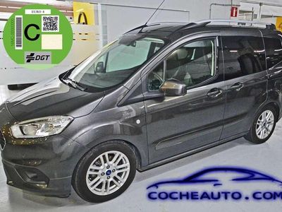 Usado Ford Tourneo Titanium 101 CV (74 kW) 2022 Gris Van