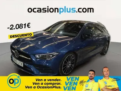 Usado Mercedes CLA200 Shooting Brake 150 CV (110 kW) 2021 Azul Familiar